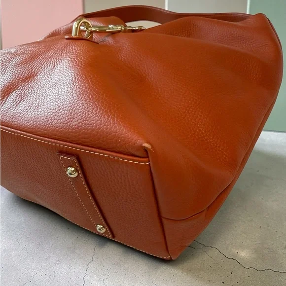 Dooney & Bourke Pebble Leather Florentine Logo Lock Shoulder Bag Rust Color - Picture 6 of 16